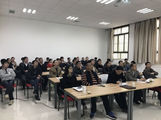 极品尤物一区二区三区小说组织新进教师进行首聘期满述职汇报